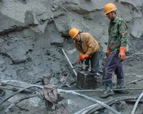 潜山地基下沉注浆